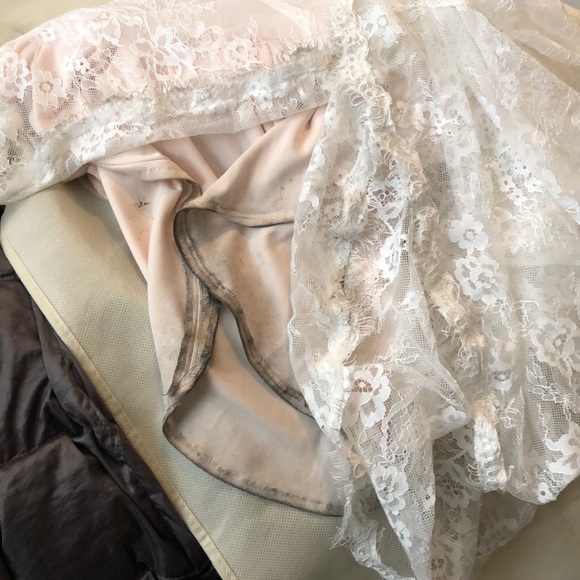BHLDN wedding gown - Size 0 - Picture 8 of 8